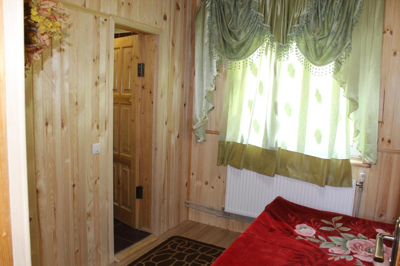 Котедж "Карпатський Краєвид" Yaremche Dış mekan fotoğraf